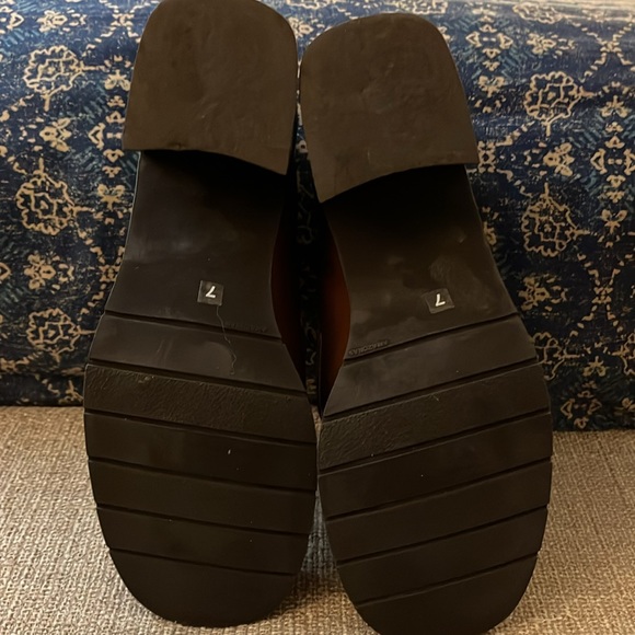 Franco Sarto size 7 brown shoes - Picture 5 of 5